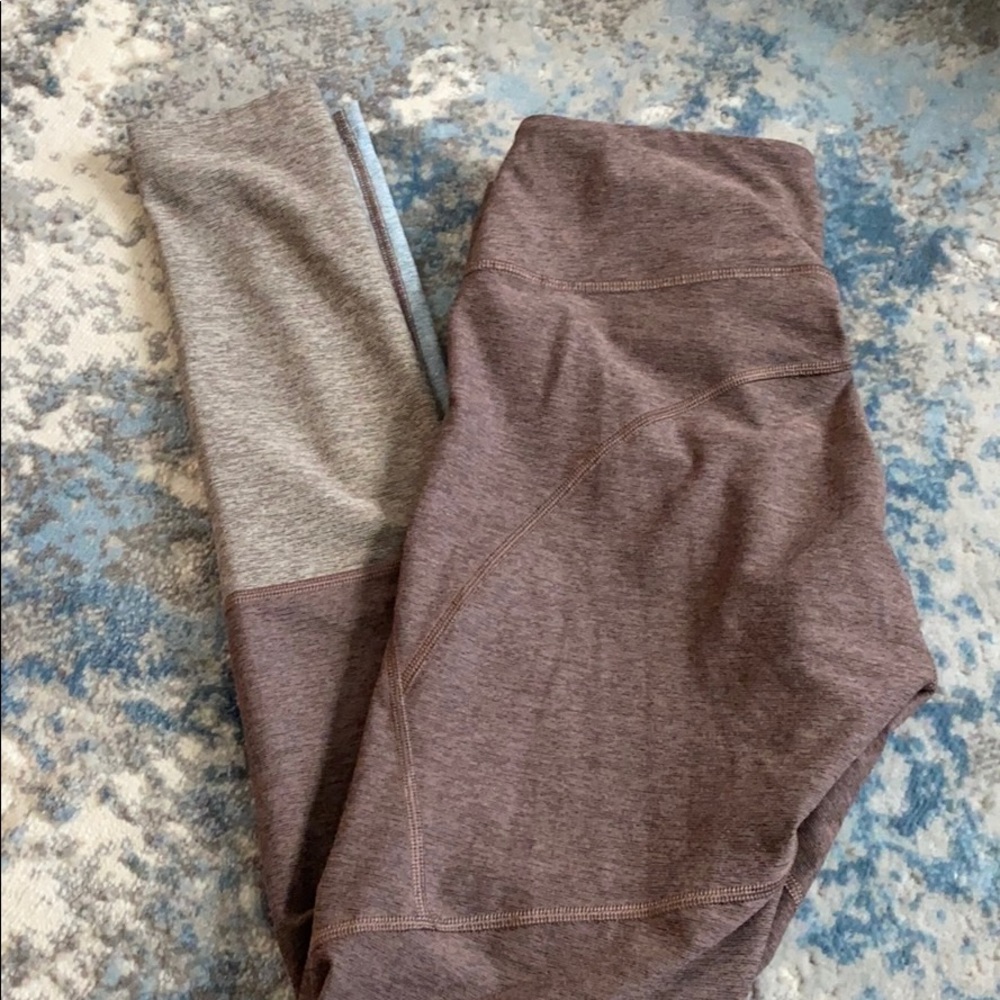 OV Leggings
